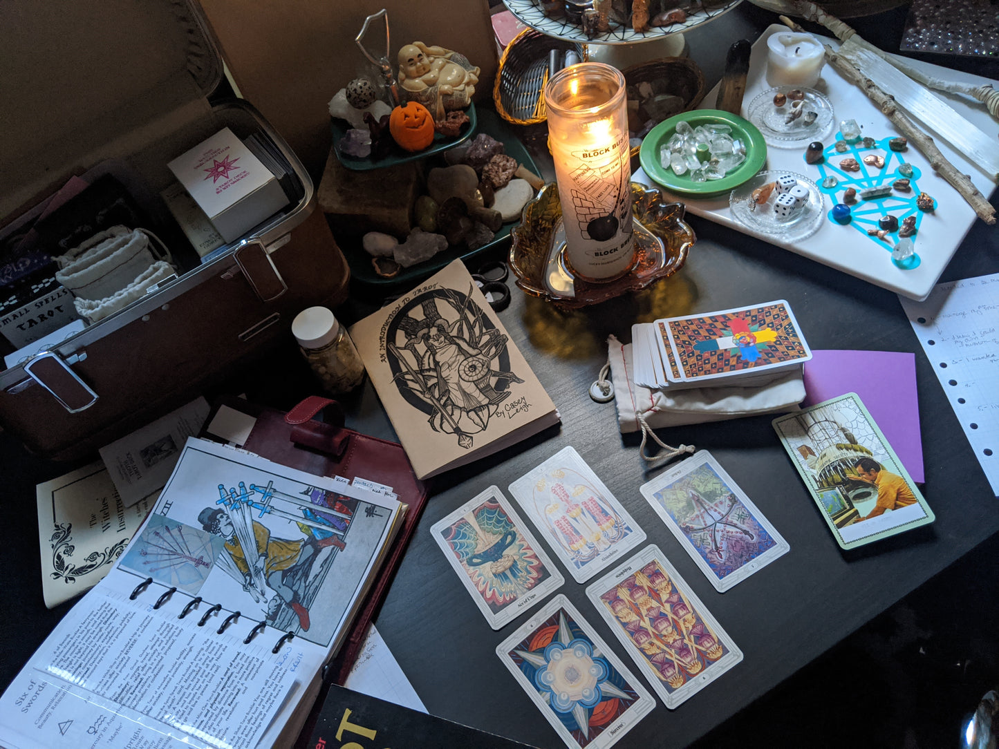 Specials (Tarot, Oracle, & Astrology):40 Minutes